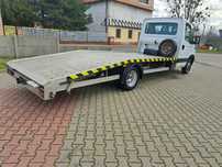Transport laweta pomoc drogowa holowanie