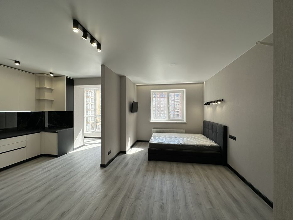 Продаж нової 1кімнатної квартири 40 м2 з меблями,технікою Соф. Борщаг