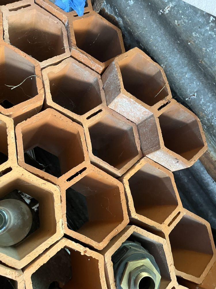 Vendo garrafeira para por garrafas de vinho