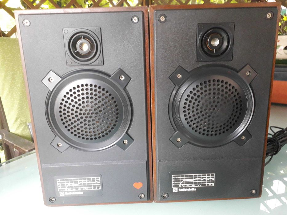 Stare głośniki kolumny marki RRR Radiotechnika model S-30A - 2 sztuki
