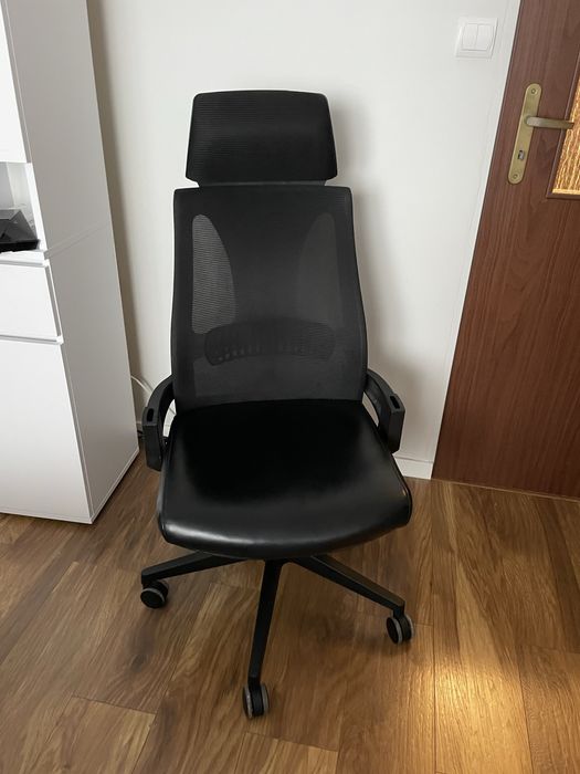 Ergonomiczny fotel biurowy