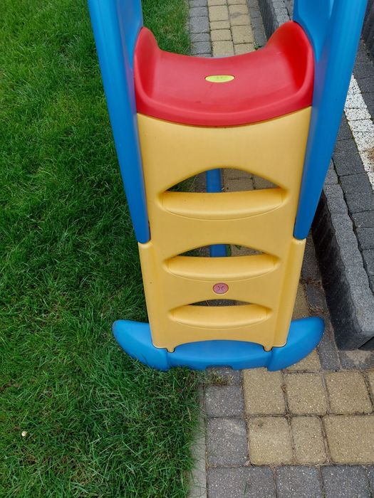 Zjeżdżalnia dla dzieci