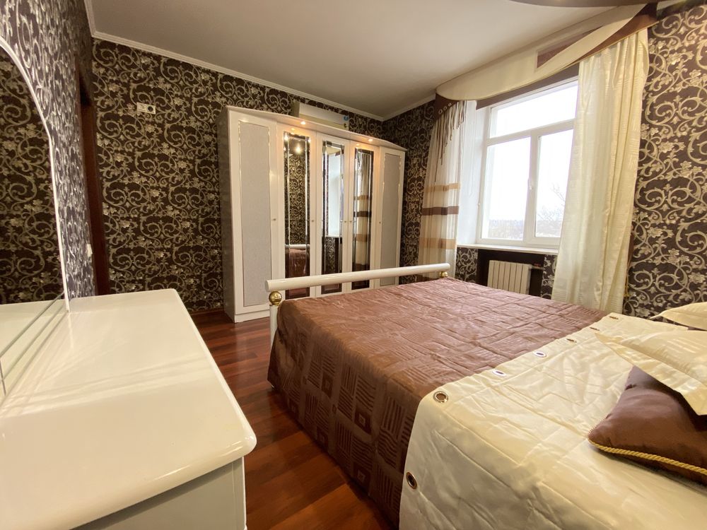 Продам 3 ком. квартиру, 107 м2, мебель, техника, ремонт, рядом парк