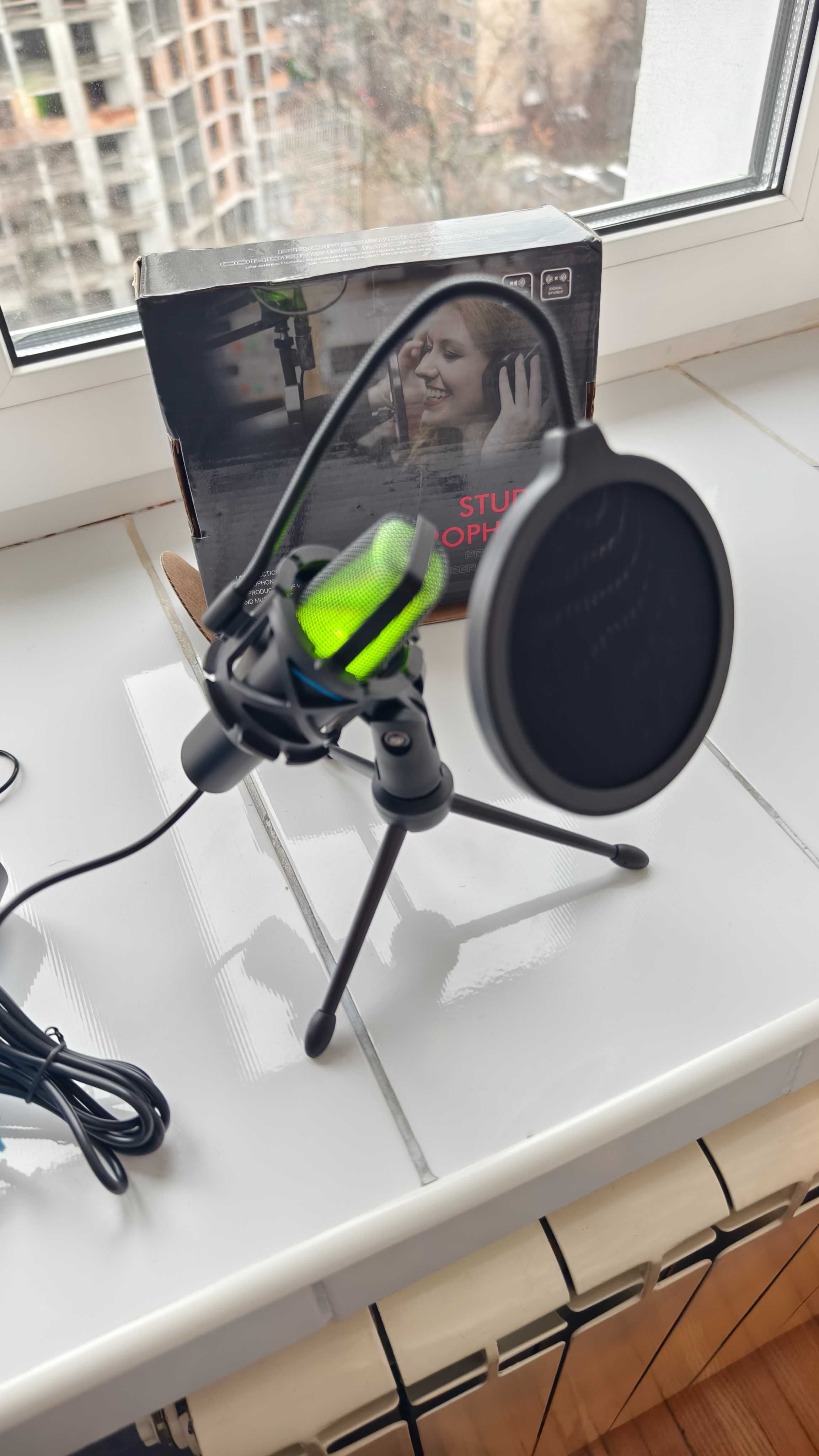 Професійний конденсаторний USB-мікрофон для ПК  з RGB