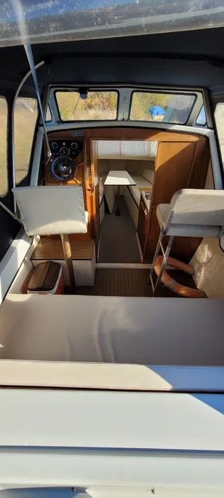 Łódź motorowa kabinowa Onedin 650 housboat zadbana shetland