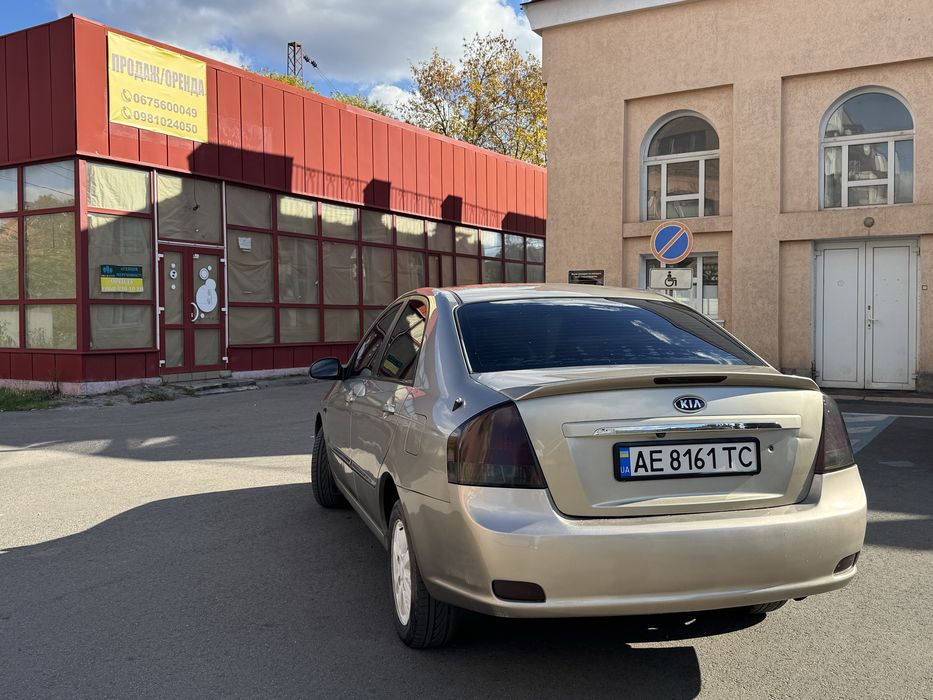 Продам авто kia cerato 2.0 бензин 2007 год