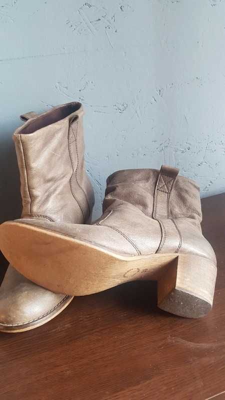 La Redoute damskie buty kowbojki skórzane 39r. 25cm.