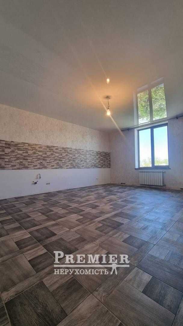 2х пов. будинок, 2,8сотки, 4 кім,Ремонт,Газ, Єфімова, 206 кв.м. 165у.о