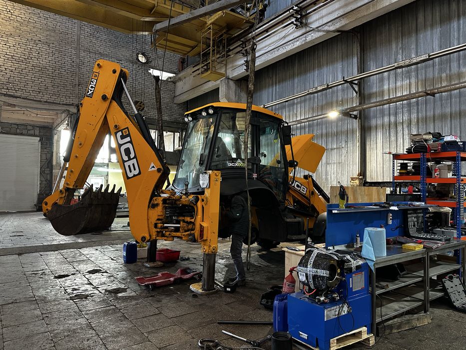 Ремонт JCB 3CX, 4CX, сервіс джисібі.