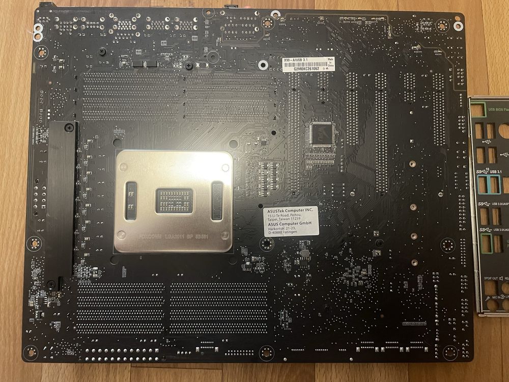 s2011 ASUS X99-A/USB 3,1+i7-5820K