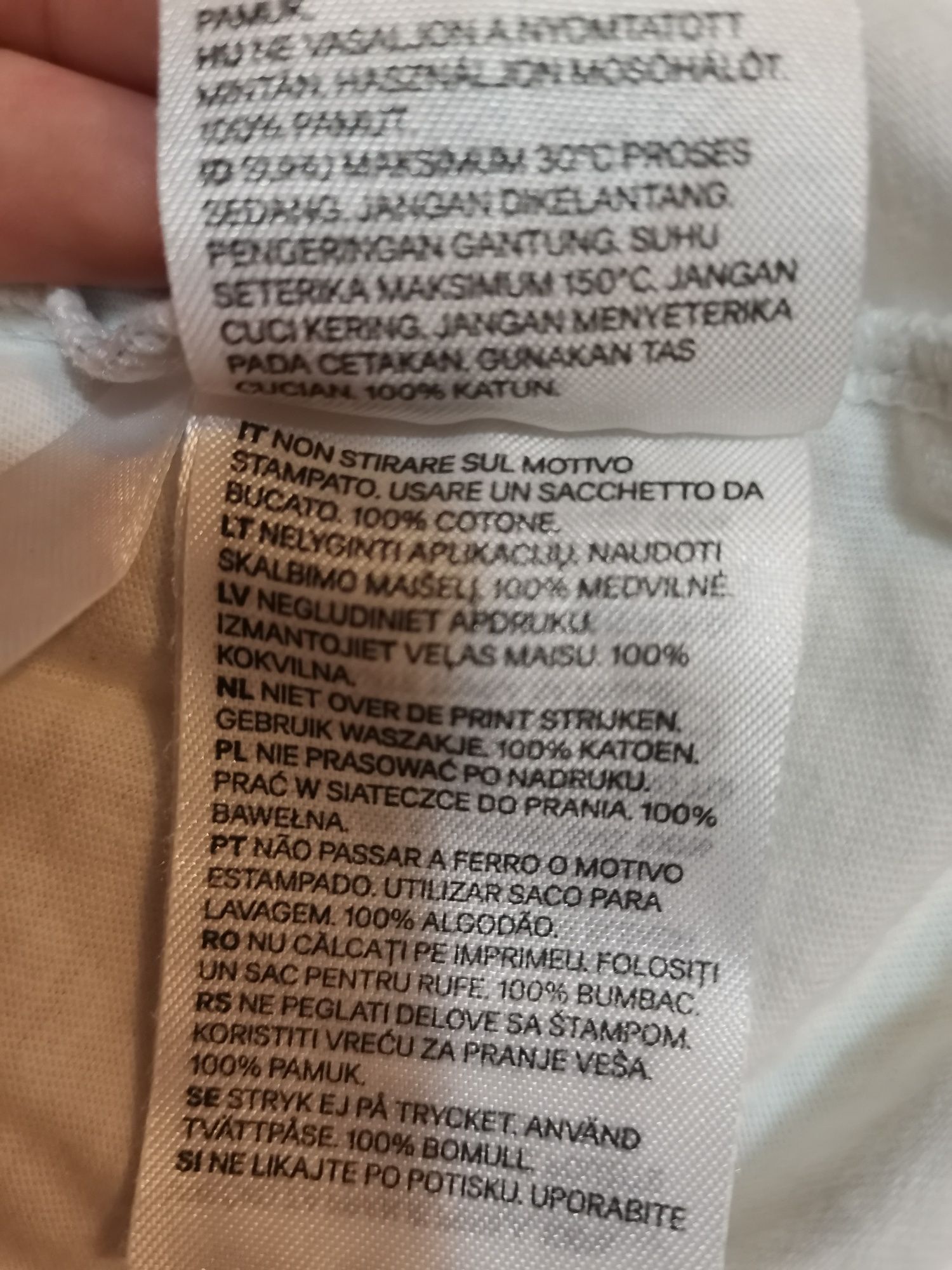 134 140 H&M Bluzka T-shirt koszulka biała krótki rękaw z napisem