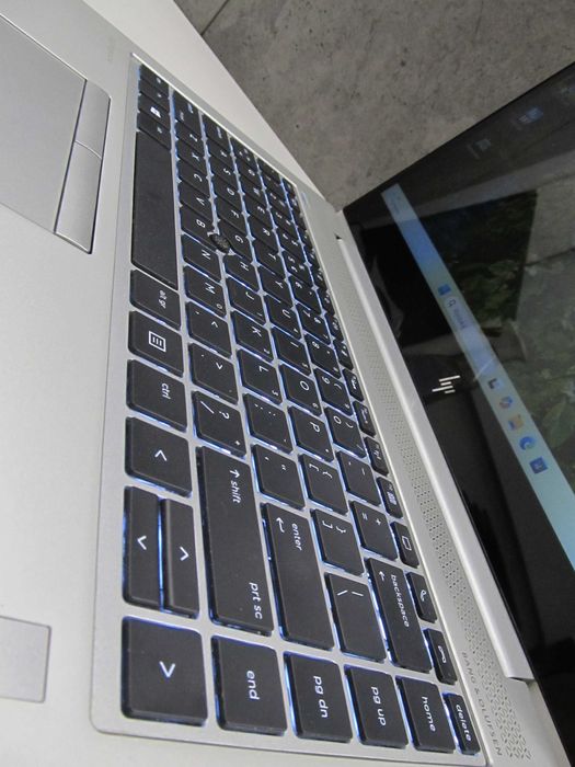 HP EliteBook Dotyk 745 G5 Ryzen 5 Pro 2500U 8GB 256SSD Vega 8 Laptop