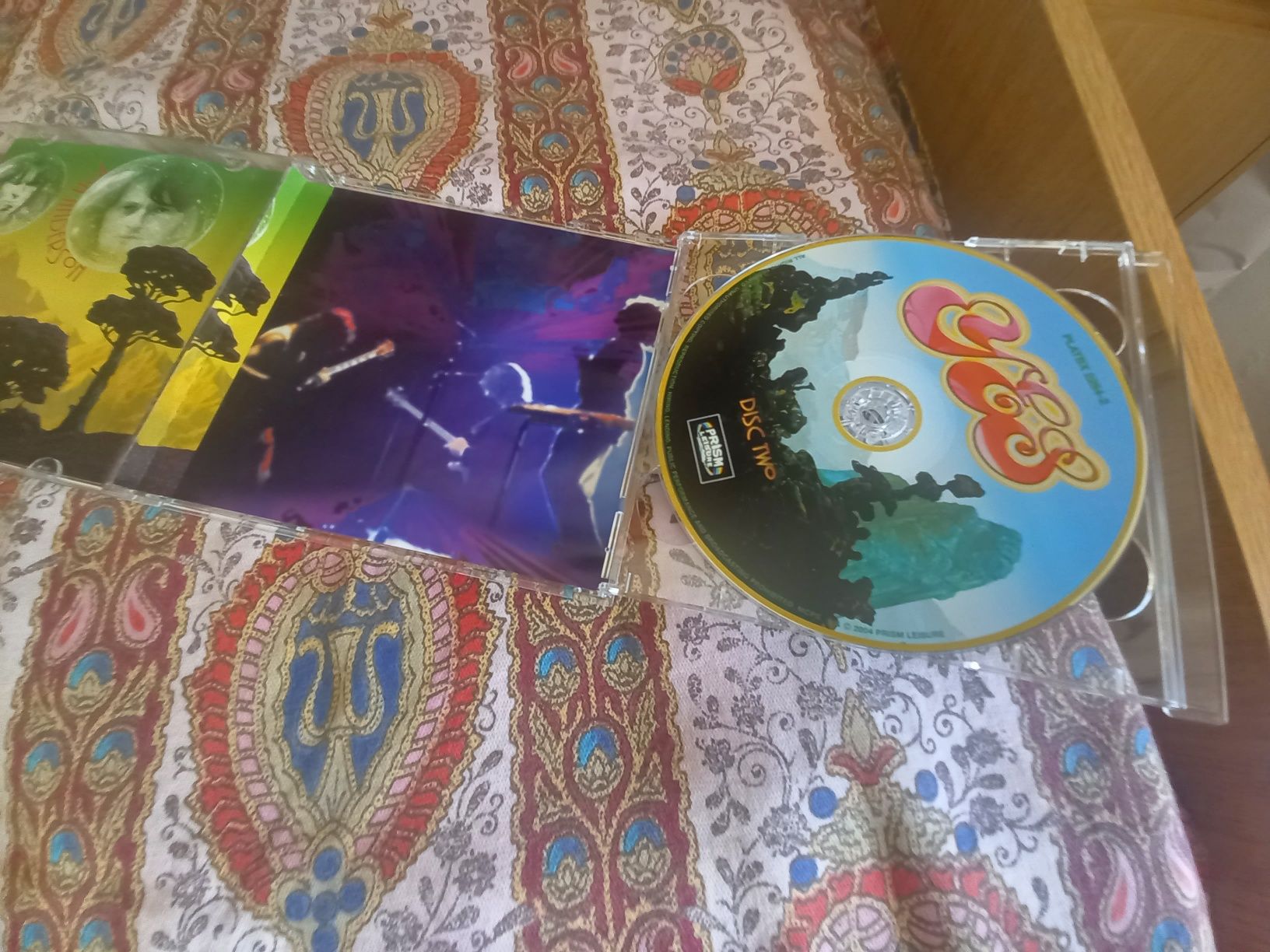 Cd duplo live dos Yes em perfeito estado