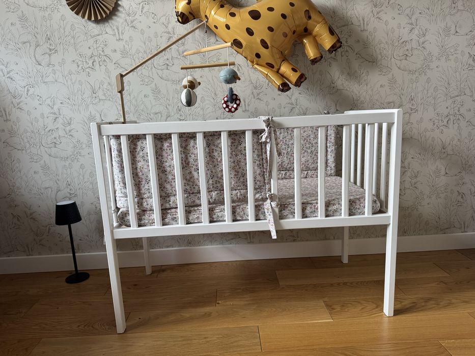 Mini-łóżeczko Woodies Bedside Crib 90×40 + materac / prześcieradło