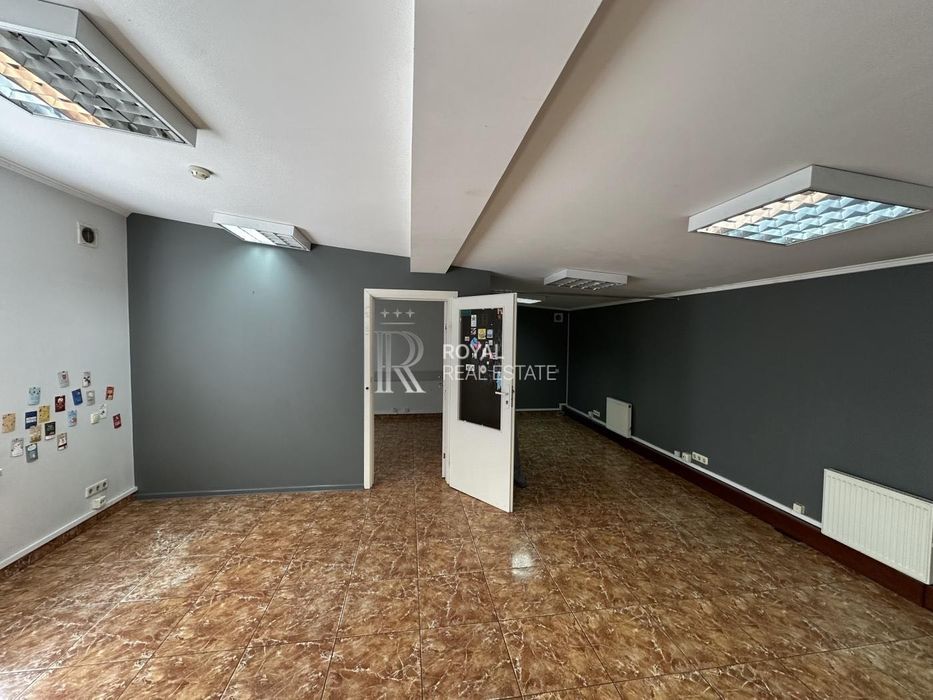 Продаж офісного приміщення Київ 10к 498м2 Голосіївський Центр