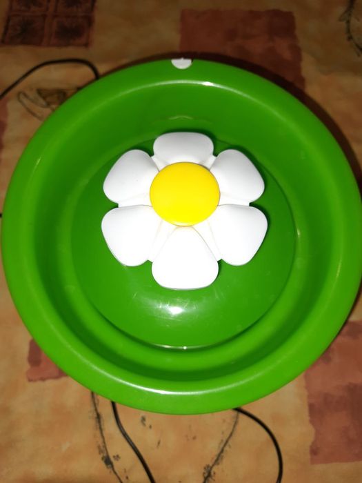 Catit фонтанчик для котиків чи собачок