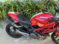 Ducati monster 696 nacional