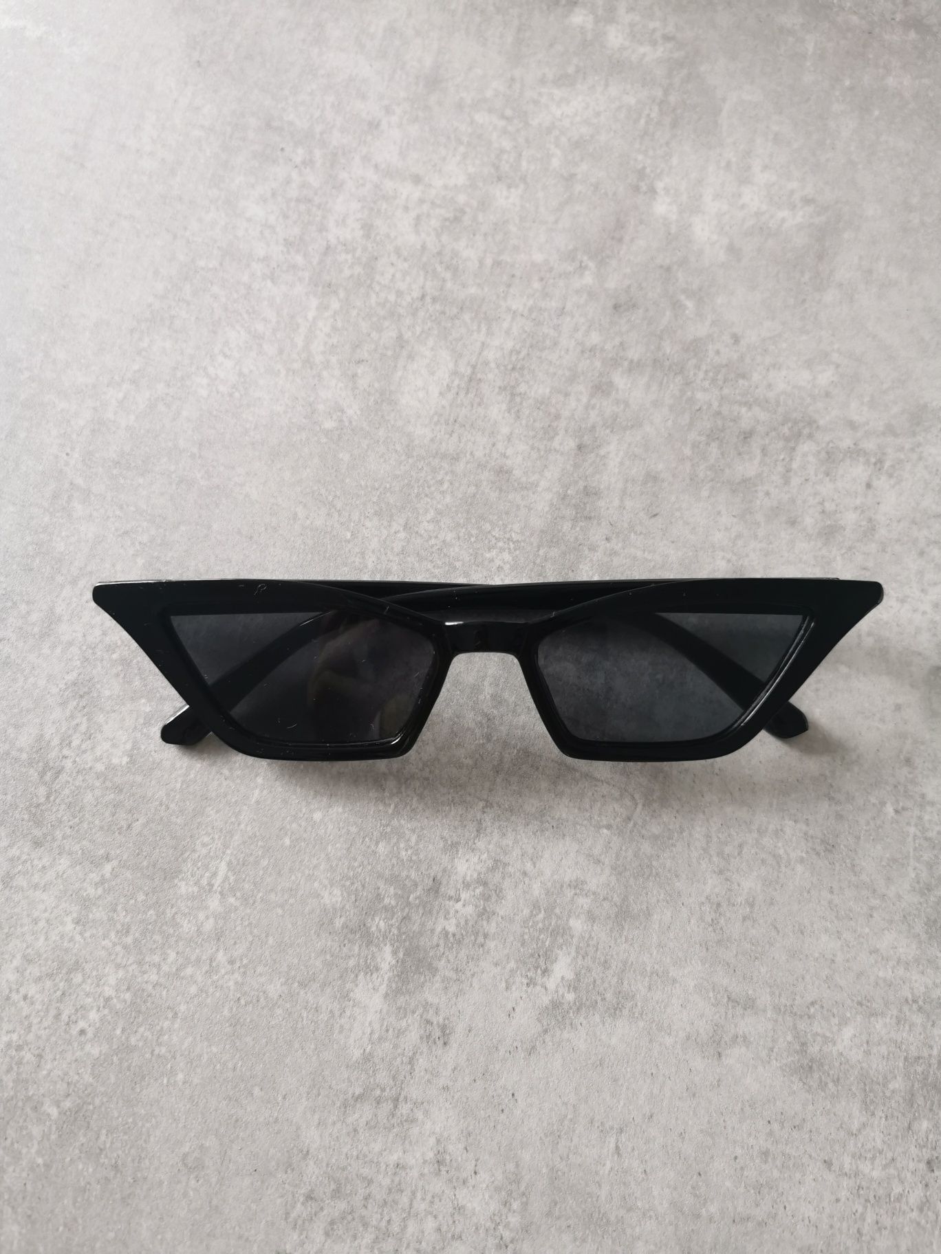 Okulary wąskie y2k viral TikTok black sunglasses hit must have