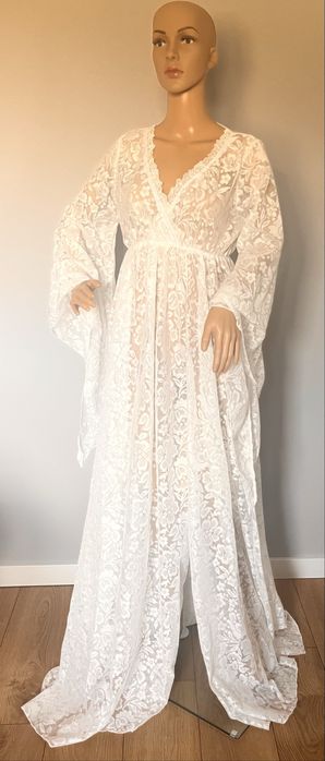 Suknia do sesji ciążowej biala koronkowa boho