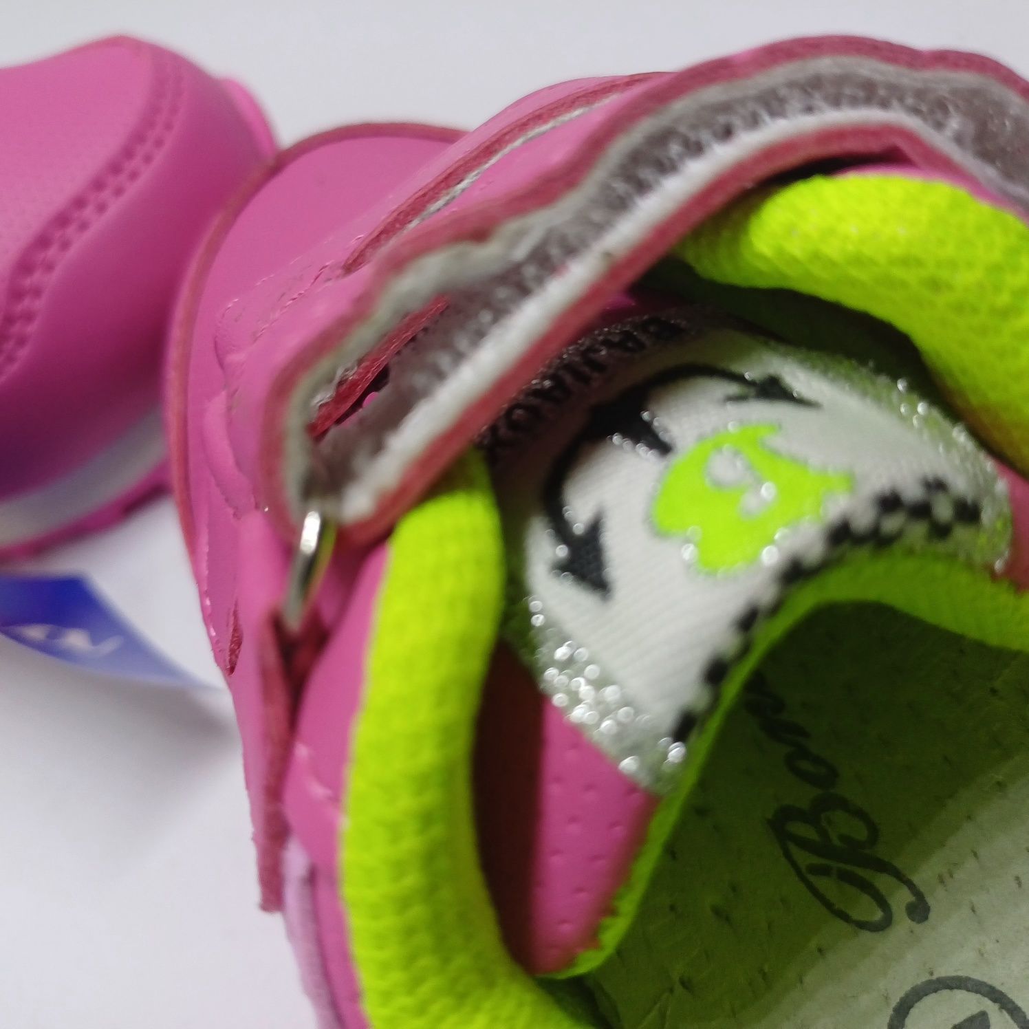 Nowe adidasy roz 26 wkładka skórzana profilowana