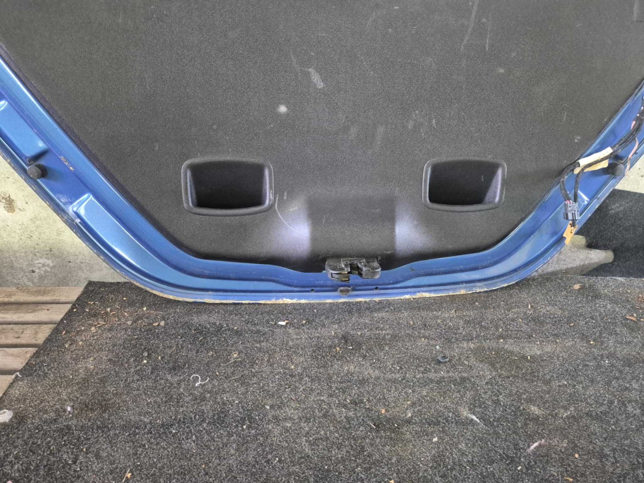 Klapa Bagażnika Tył Tylna VW New Beetle  KOD LAKIERU LW5Y ZDROWA !