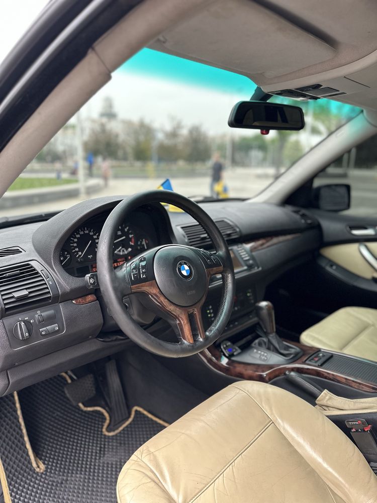 Продам BMW X5