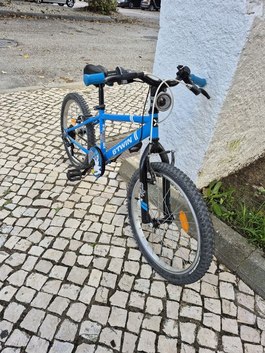 Bicicleta B'TWIN roda 20