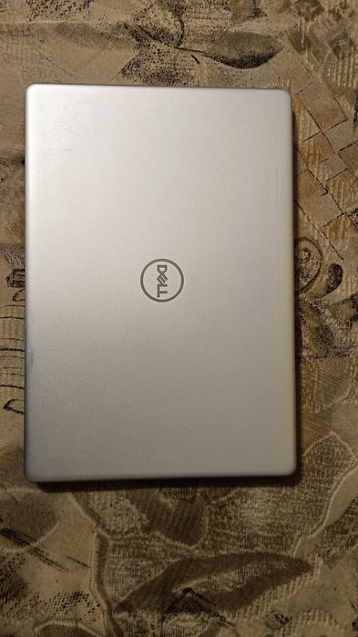 Продам ноутбук Dell Inspiron 5593