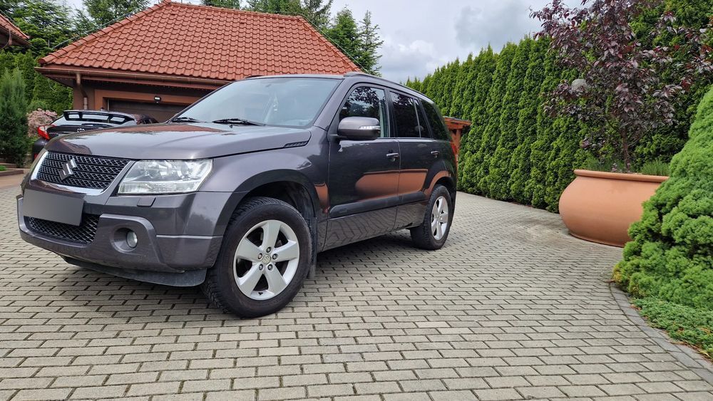 Suzuki Grand Vitara Bezwypadkowy/Polski Salon/ASO/DeLux/4x4/FAKTURA VAT 23%