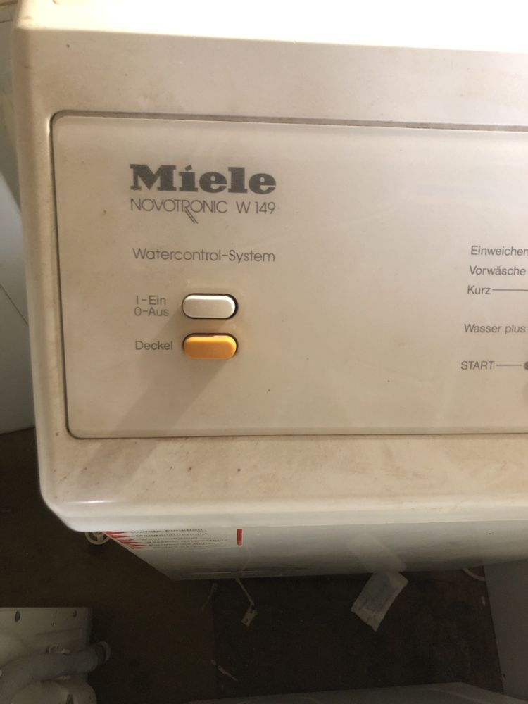 Продаю пральну машину Miele