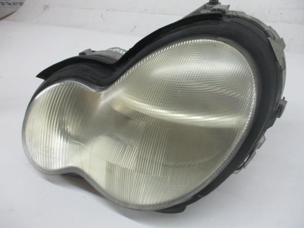 Ótica / farol esquerda MERCEDES-BENZ Classe C (W203)