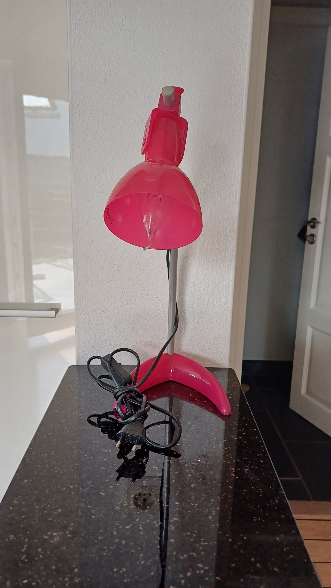 Lampki biurkowe  ikea