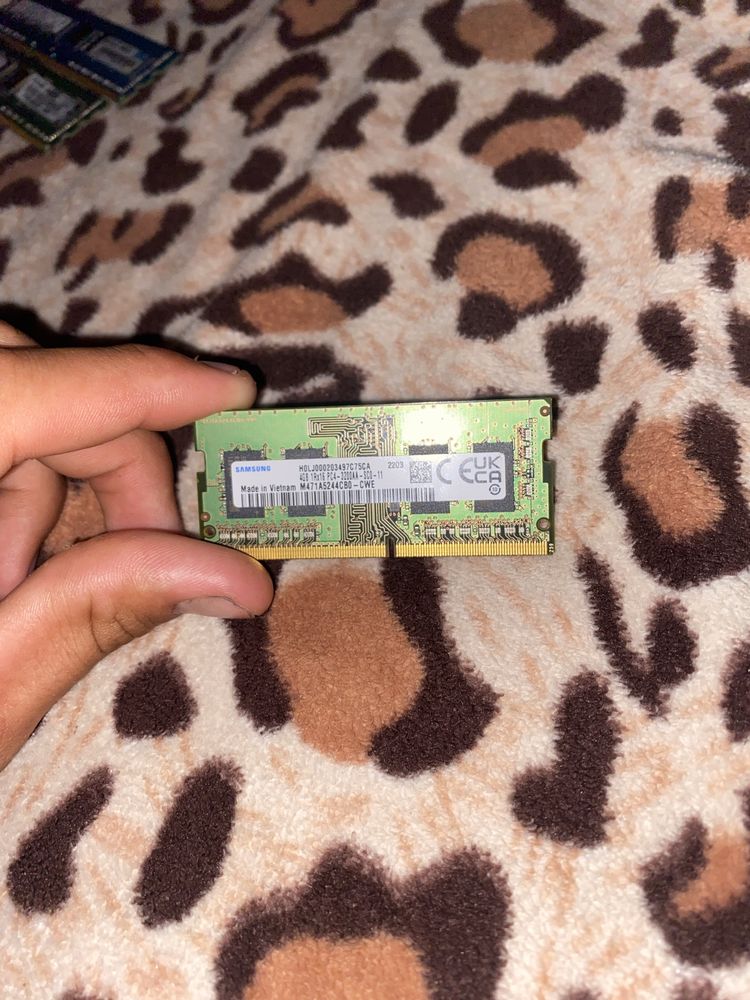 Оперативна памʼять Kingston 4GB DDR3L SO-DIMM для ноутбука