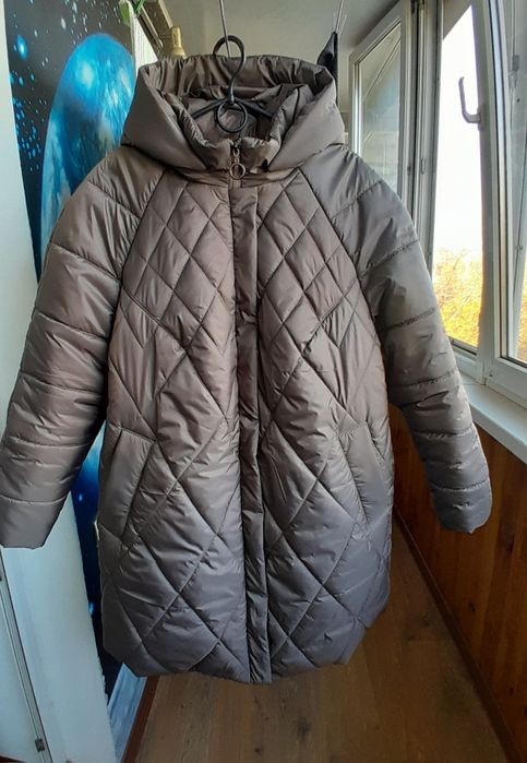 Пуховик, зимова куртка великого  розміру з капюшоном