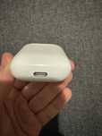 Продам AirPods 1 (первая версия) с дефектом