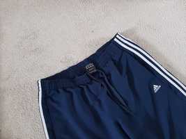 Spodenki adidas L