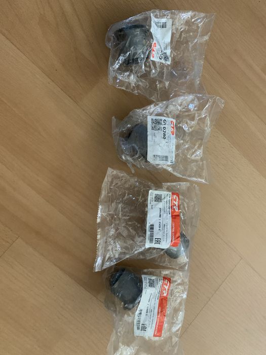 Продам сайлентблоки   14 шт до фронтери