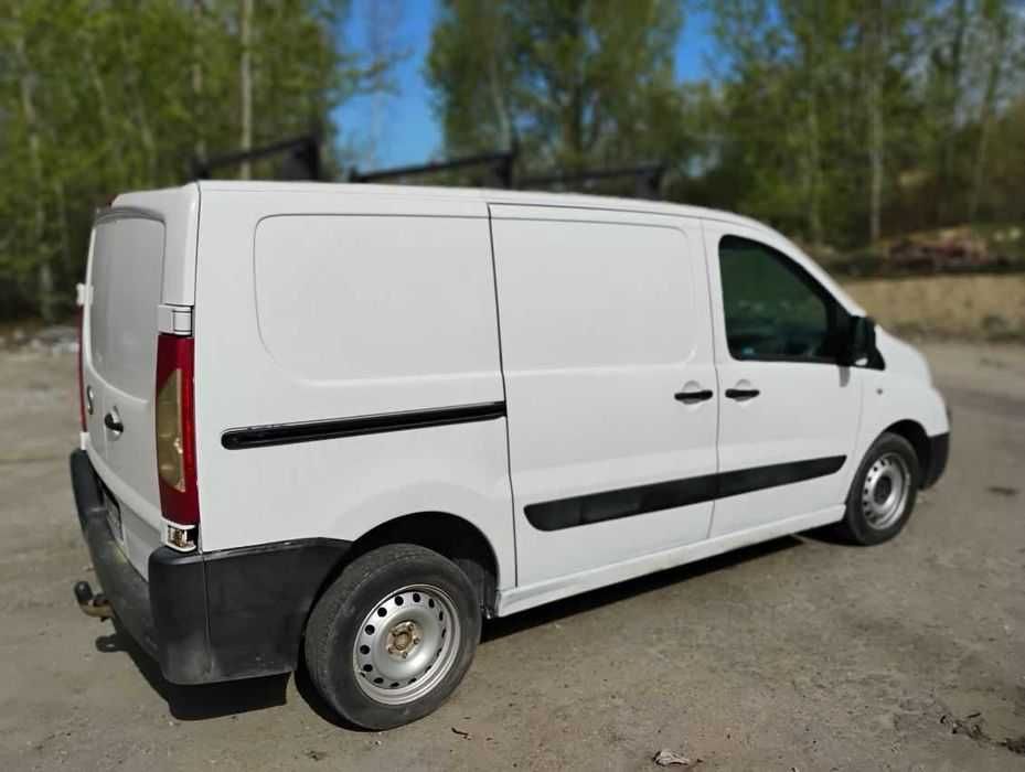 Peugeot expert rok 2010 klima 2l l2h1