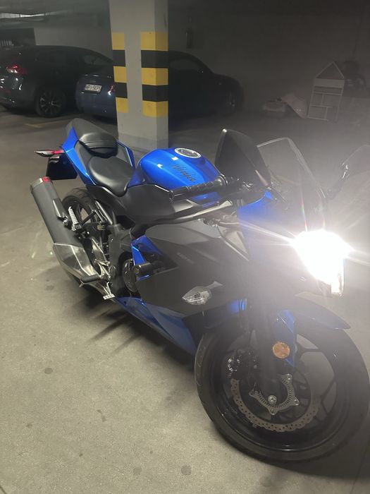 Motocykl Piękna Ninja 125 w cudownym kolorze jak nowa