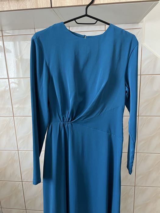 Сукня міді смарагдова