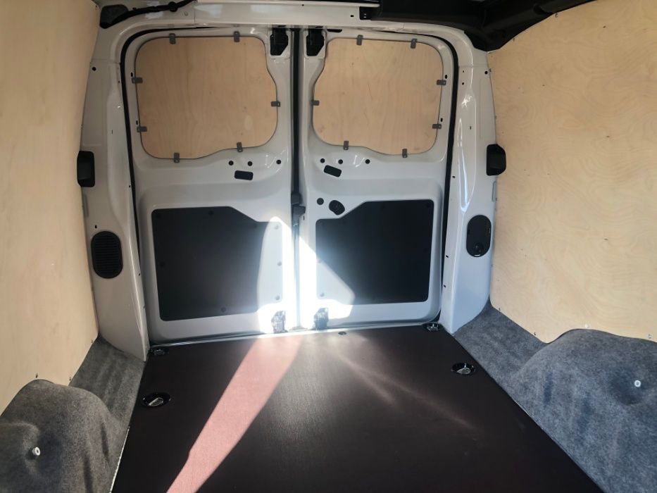 Toyota Proace L3H1 zabudowa busa