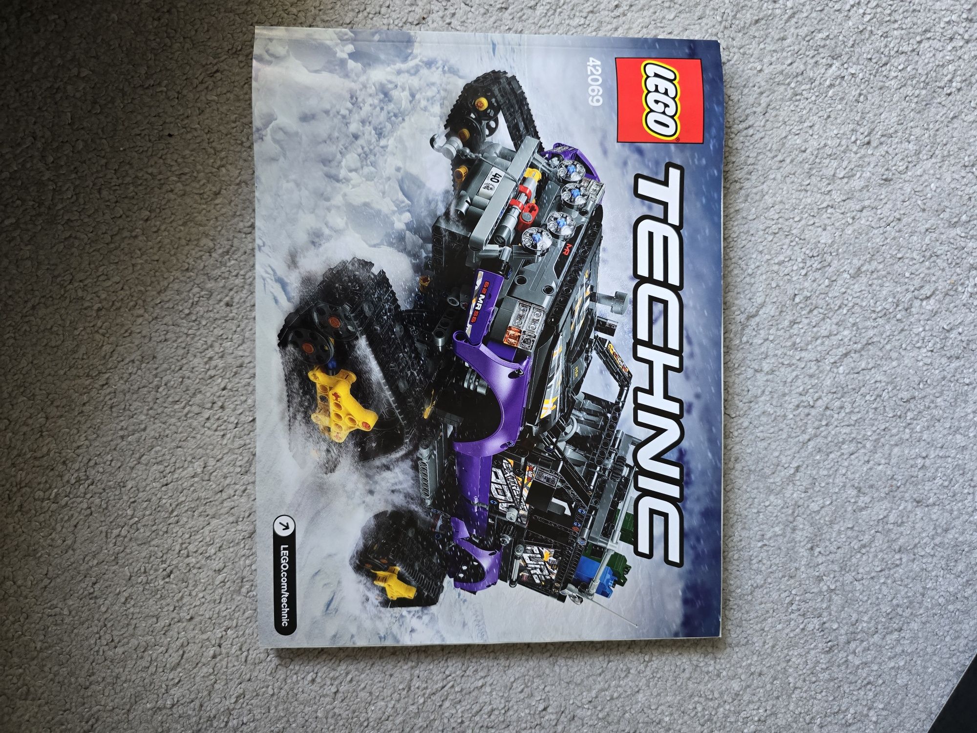 Lego technic 42069 na 40 lecie serii