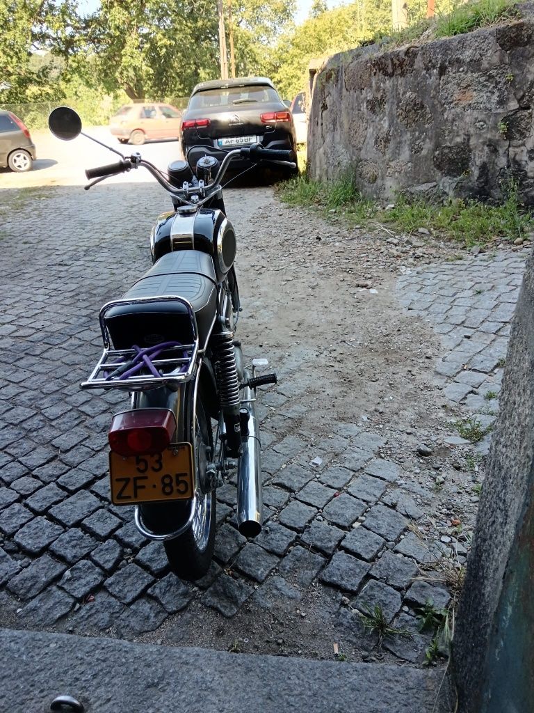 Mota zundap m70 preta