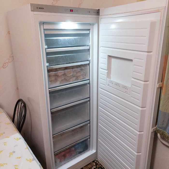 Морозильна камера Bosch A+++