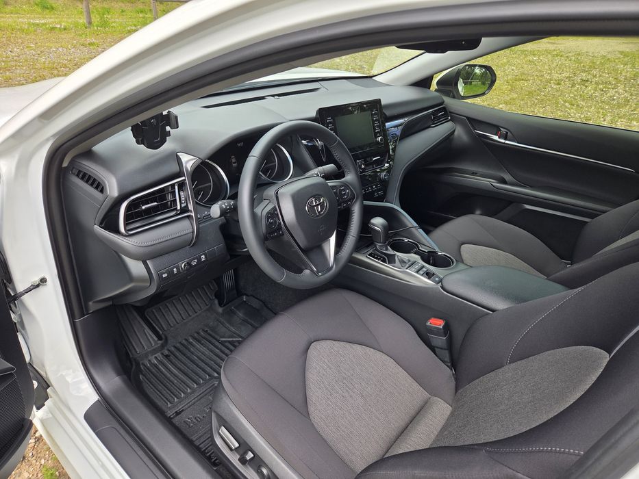 Toyota Camry 2.5 Hybrid  *Gwarancja Aso*