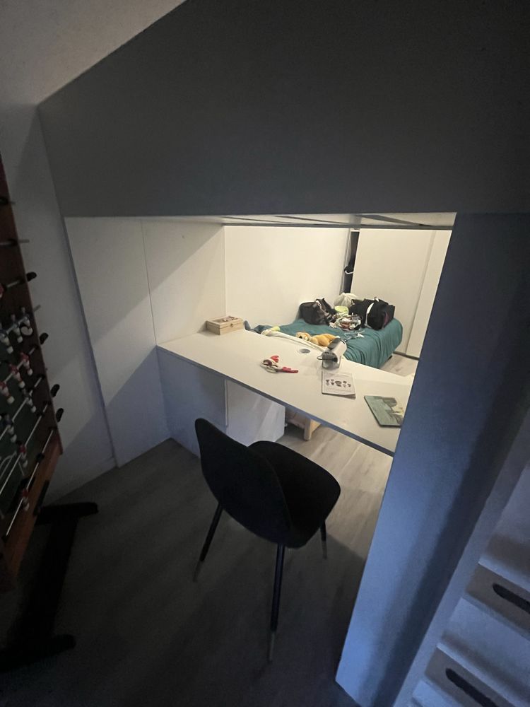 Cama alta com secretaria IKA