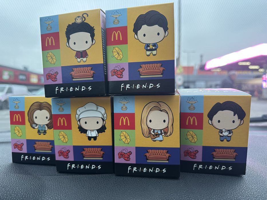 Колекційні фігурки френдз Макдональдз іграшки Friends McDonald’s