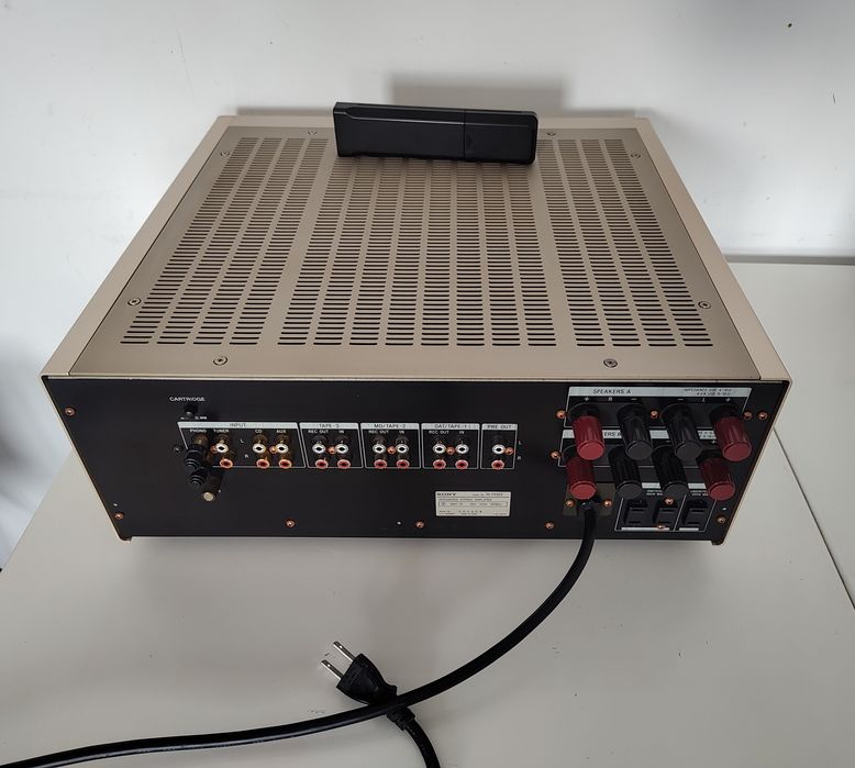Sony TA-FA5ES , oryginalny pilot . ES . Piękny stan .