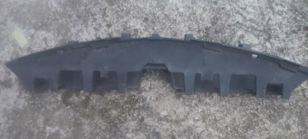 Решетка lancer 9 нижняя рест