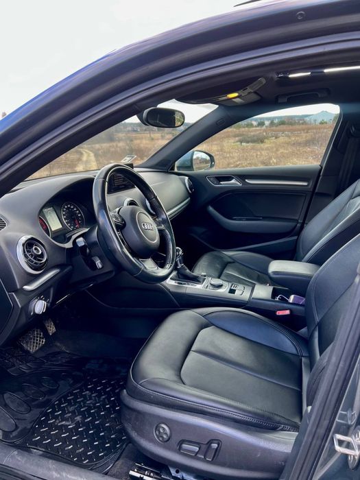 Ауді  а3  2014 року